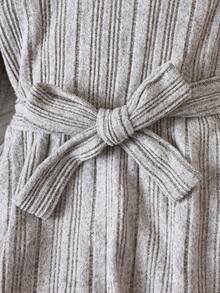 SHEIN 女小童連帽腰帶T恤&喇叭褲 - 灰色 - 查看 4