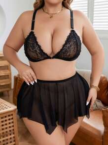 Plus Butterfly Embroidery Mesh Lingerie Set Without Liner - Black - View 3