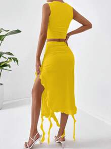 SHEIN Privé 素色背心上衣&荷葉邊不對稱下擺半身裙 - 黃色 - 查看 2