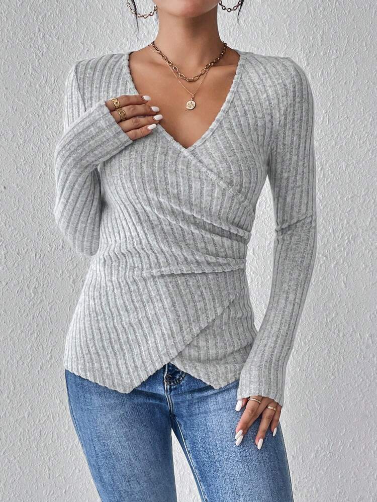 SHEIN Frenchy טי סריג עם צלעות עיטוף צוואר Surplice - אפור בהיר - ראה 4