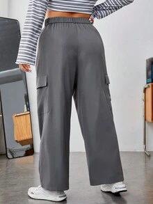 SHEIN EZwear 大碼字母補丁細節側翻蓋口袋工裝褲 - 深灰色 - 查看 2