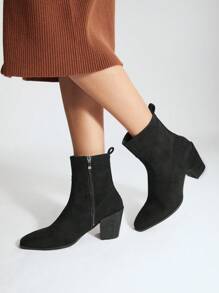 MOTF PREMIUM BLOCK HEEL BOOTIES - Black - View 10
