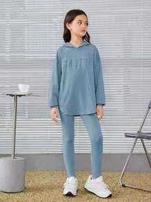 SHEIN Áo hoodie và quần legging có viền trễ vai nổi của Tween Girl Letter - Màu xanh bụi bặm - Xem 4