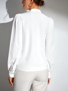 SHEIN Tall 素色缺口V領泡泡袖襯衫 - 白色 - 查看 2