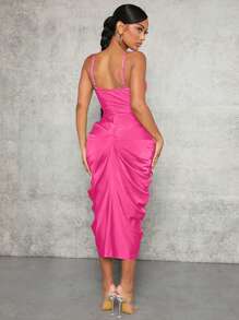 SHEIN SXY 褶邊不對稱下擺緞面吊帶洋裝 - 西瓜粉 - 查看 2