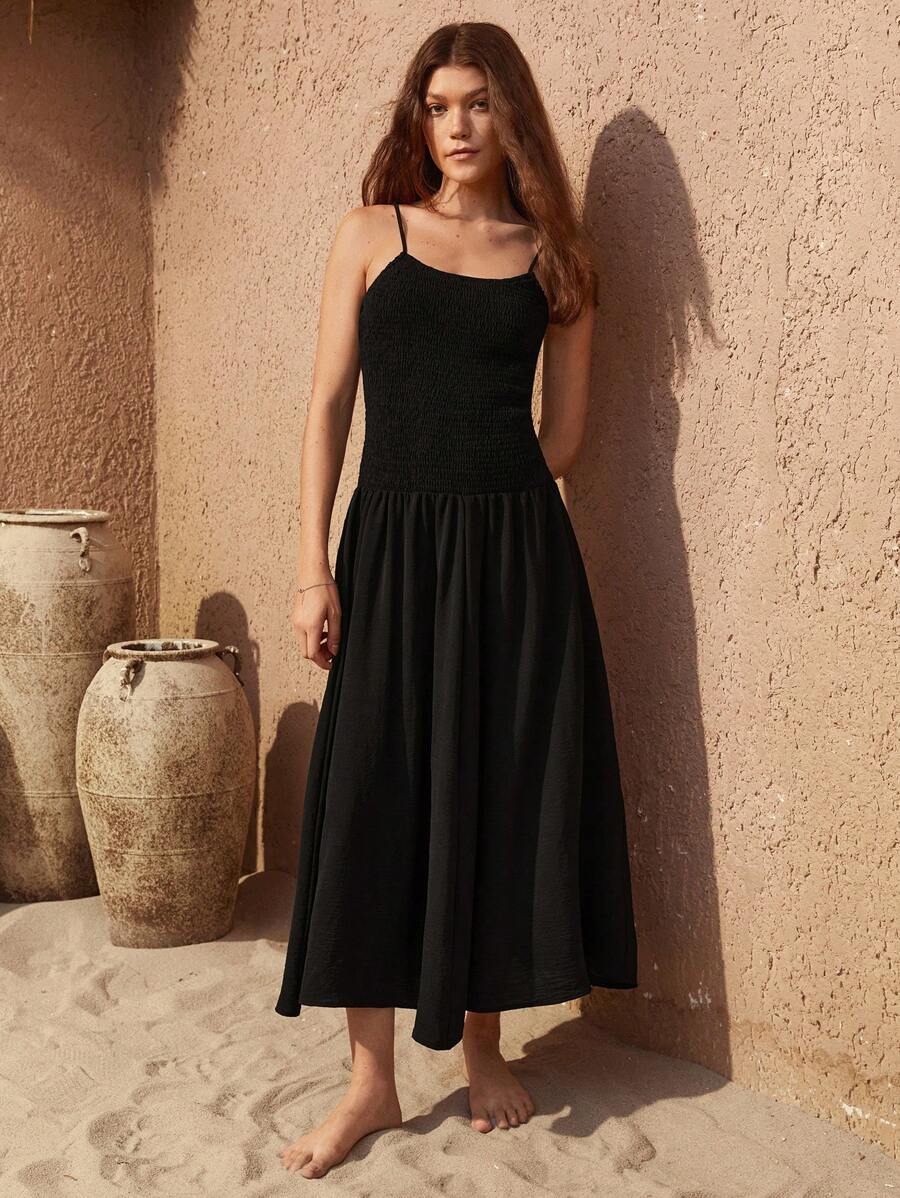 Bohemela 素色打褶吊帶洋裝 - 黑色 - 查看 1