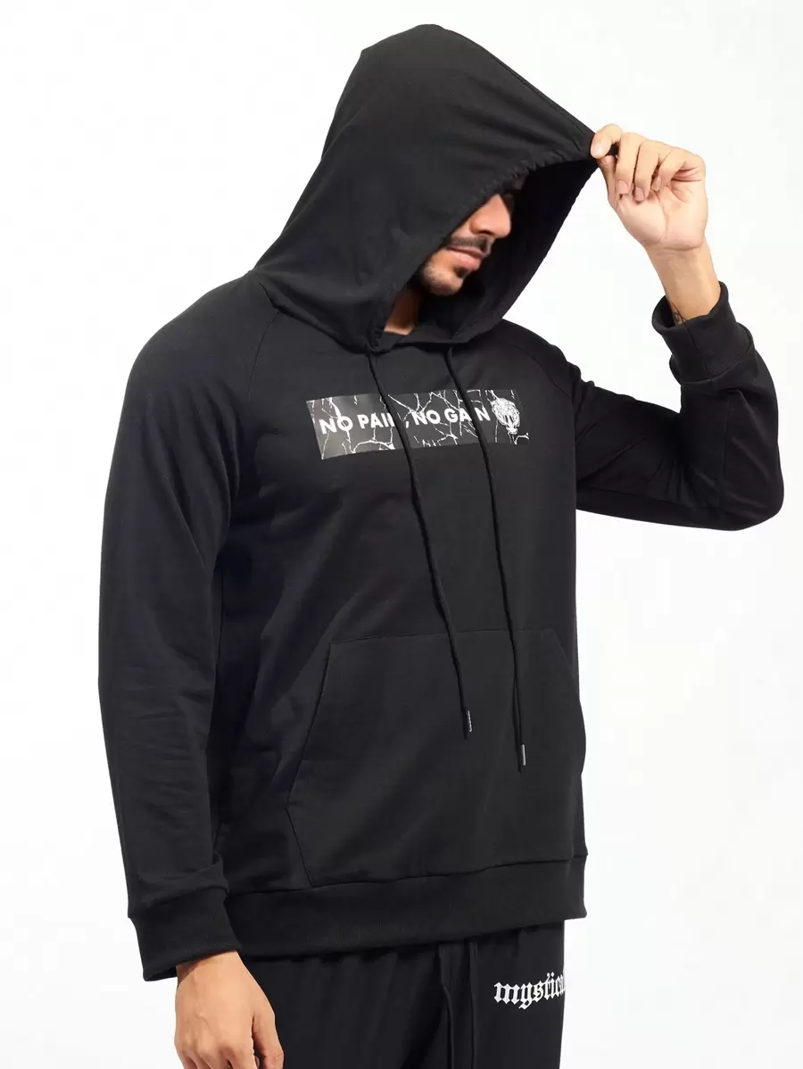 Manfinity Sport Corelite 男士标语图案插肩袖袋鼠口袋抽绳运动卫衣 - 黑色 - 查看 1