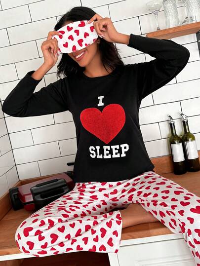 RueChic Set di pigiama con grafica a cuore e lettera con copri occhi