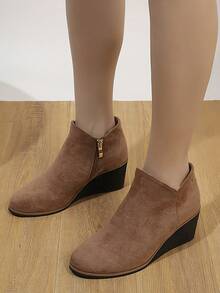Women's Wedge Heel Platform Boots - Coffee Brown - View 2