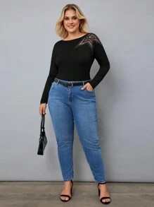 RueChic Plus Star Print Slim Fit Top - Black - View 4