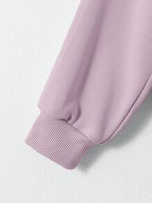 SHEIN 女大童字母貼布插肩袖套頭衫和短褲 - 淺灰紫 - 查看 4