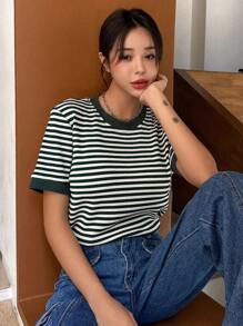 DAZY Striped Print Contrast Trim Tee - Dark Green - View 8