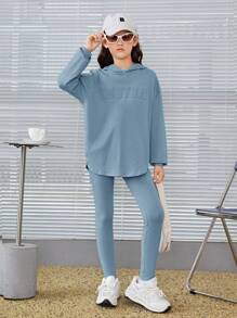SHEIN Áo hoodie và quần legging có viền trễ vai nổi của Tween Girl Letter - Màu xanh bụi bặm - Xem 2