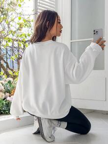 SHEIN Qutie 標語和圖案圖案落肩運動衫 - 白色 - 查看 2