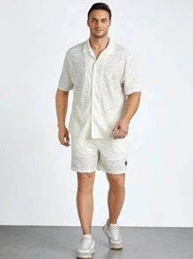 Manfinity VCAY 男士大码字母貼布襯衫和短褲 - 白色 - 查看 6