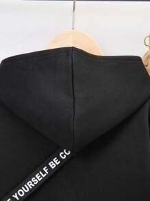 SHEIN Conjunto de Moletom com Capuz de Pelúcia de Urso para Meninos Pré-Adolescentes e Calça de Moletom com Bolso Canguru e Bolsa Transversal com Alça Suspensória com Estampa em Inglês, Flanelado Reforçado