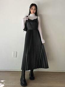 DAZY 纯色褶皱下摆吊带连衣裙（不含T恤），休闲女装秋冬