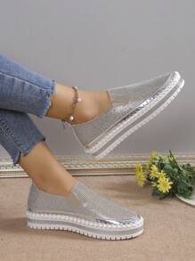 女性坡跟跟&防水台鞋底單鞋