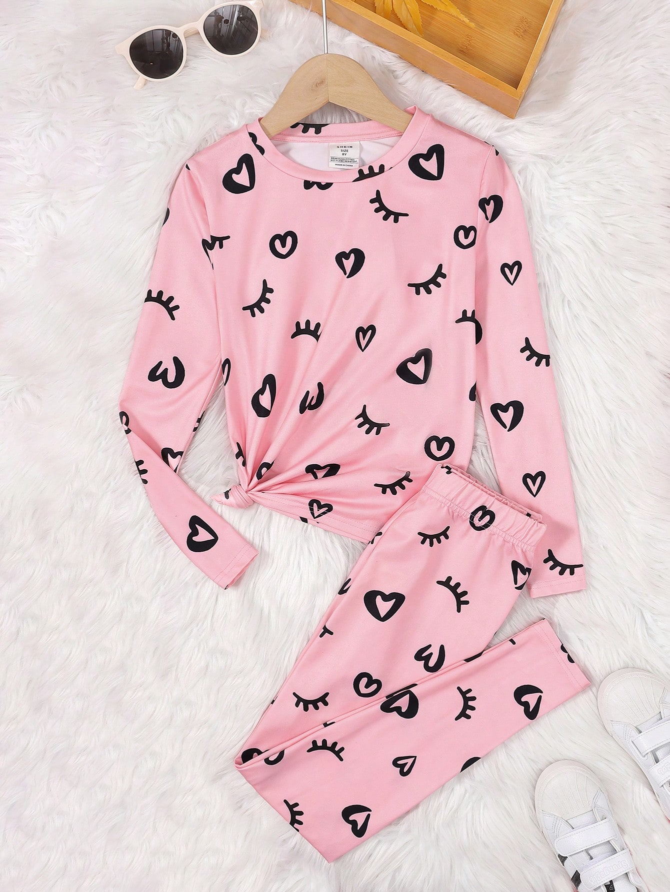 SHEIN Tween Girl Eyelash & Heart Print PJ Set SHEIN USA