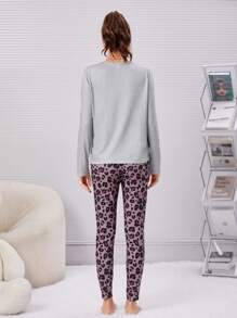 SHEIN Teen Girls' Knit Heart & Leopard Pattern Drop Shoulder T-Shirt And Pants Pajama Set - Grey - View 2
