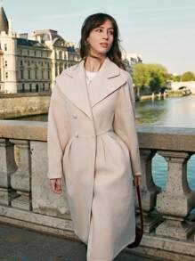 SHEIN Frenchy 翻領落肩雙排扣大衣 - 杏色 - 查看 1