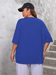 SHEIN EZwear Plus Hình & Slogan Đồ họa Áo thun trễ vai - Màu xanh lam - Xem 5