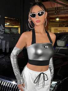 SHEIN ICON 字母貼布金屬質感繞頸短上衣帶袖子 - 彩色 - 查看 3