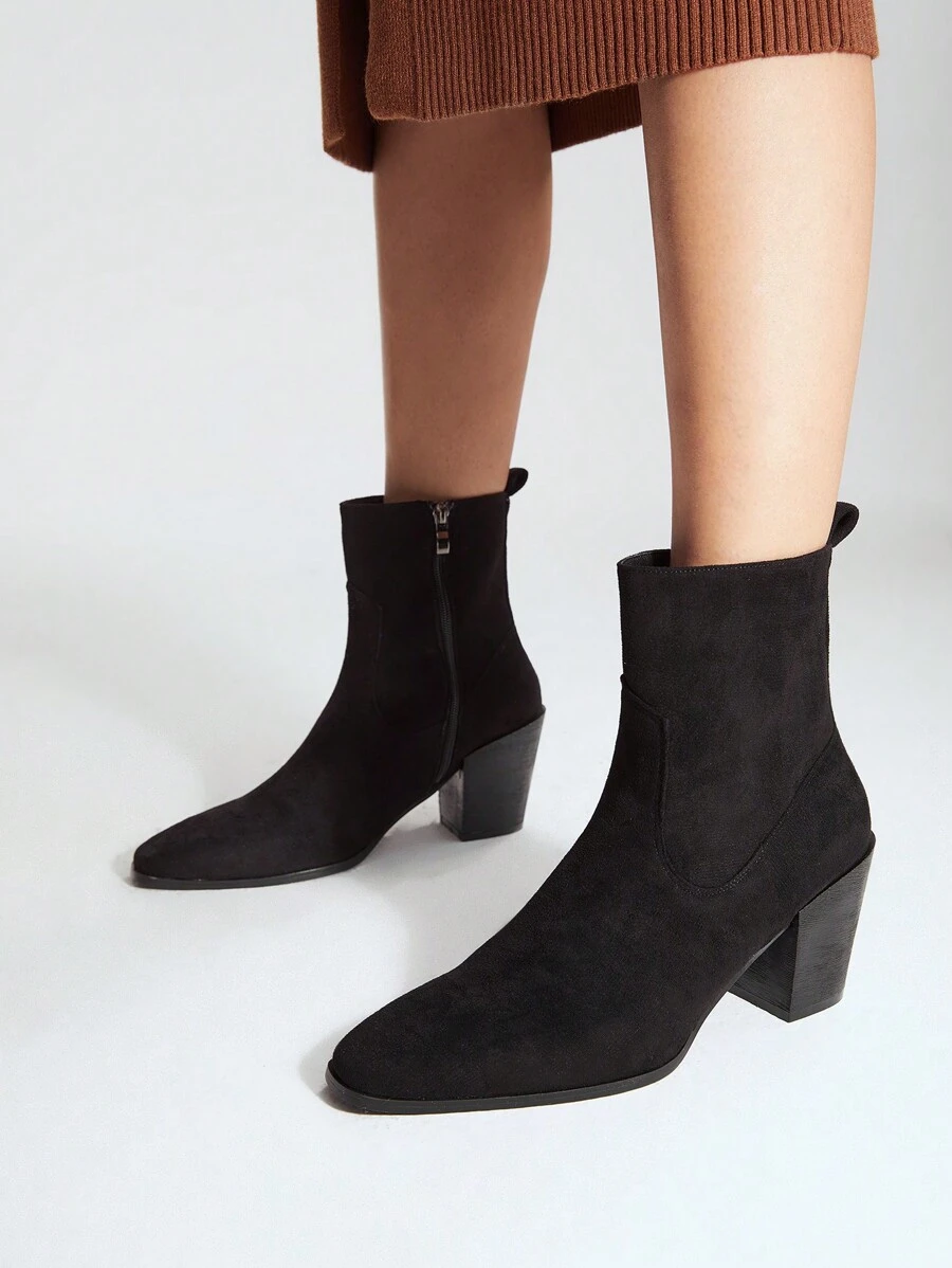 MOTF PREMIUM BLOCK HEEL BOOTIES - Black - View 1