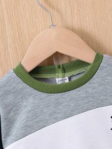 Baby Girl Colorblock Dinosaur Print Sweatshirt & Sweatpants - Dark Green - View 3