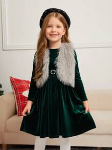 SHEIN Young Girl Solid Dress & Fuzzy Vest Coat - Green - View 1