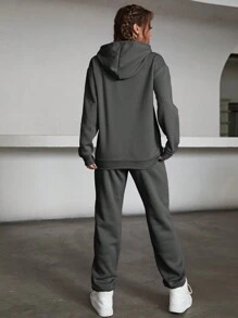 SHEIN EZwear Đồ họa Chữ cái Thả vai Dây rút Áo Hoodie & Quần thể thao - Màu xám đen - Xem 2