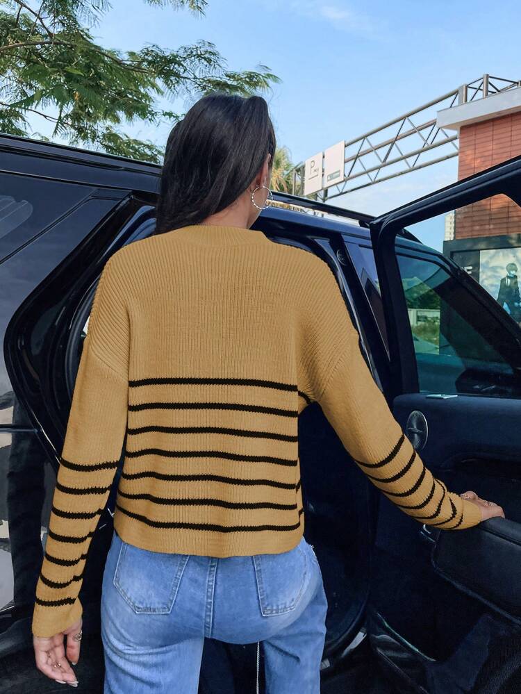 Striped Pattern Half Zip Drop Shoulder Knit Pullover Fall Winter Sweater