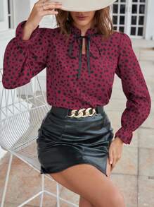 SHEIN Clasi In ấn Cà vạt tay áo lá sen Lá sen tỉa Cà vạt Áo sơ mi - Màu Hồng Tươi - Xem 4