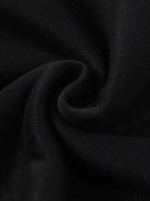 Manfinity LEGND Men Plus Slogan & Figure Graphic Drop Shoulder Sweatshirt - Black - View 3