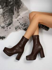 Fall/Winter 2025 Style With Corset Wear With White Dress,Women's Fashion Boots 2024 New Arrival Thick Bottom Waterproof Platform High Ankle Motorcycle Boots With Corset