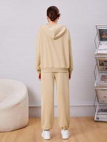 SHEIN 青少年女孩標語圖案落肩袖連帽衫和運動褲 - 卡其色 - 查看 2