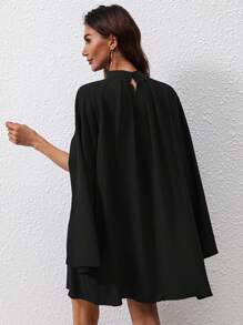 SHEIN Clasi 小高領斗篷袖拼接細節連衣裙 - 黑色 - 查看 2
