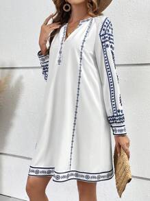 SHEIN VCAY 幾何印花缺口領燈籠袖直筒洋裝 - 藍白色 - 查看 4