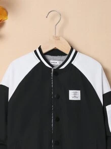 SHEIN Tween Boy Letter Graphic Two Tone Raglan Sleeve Thermal Lined Varsity Jacket - Black and White - View 6