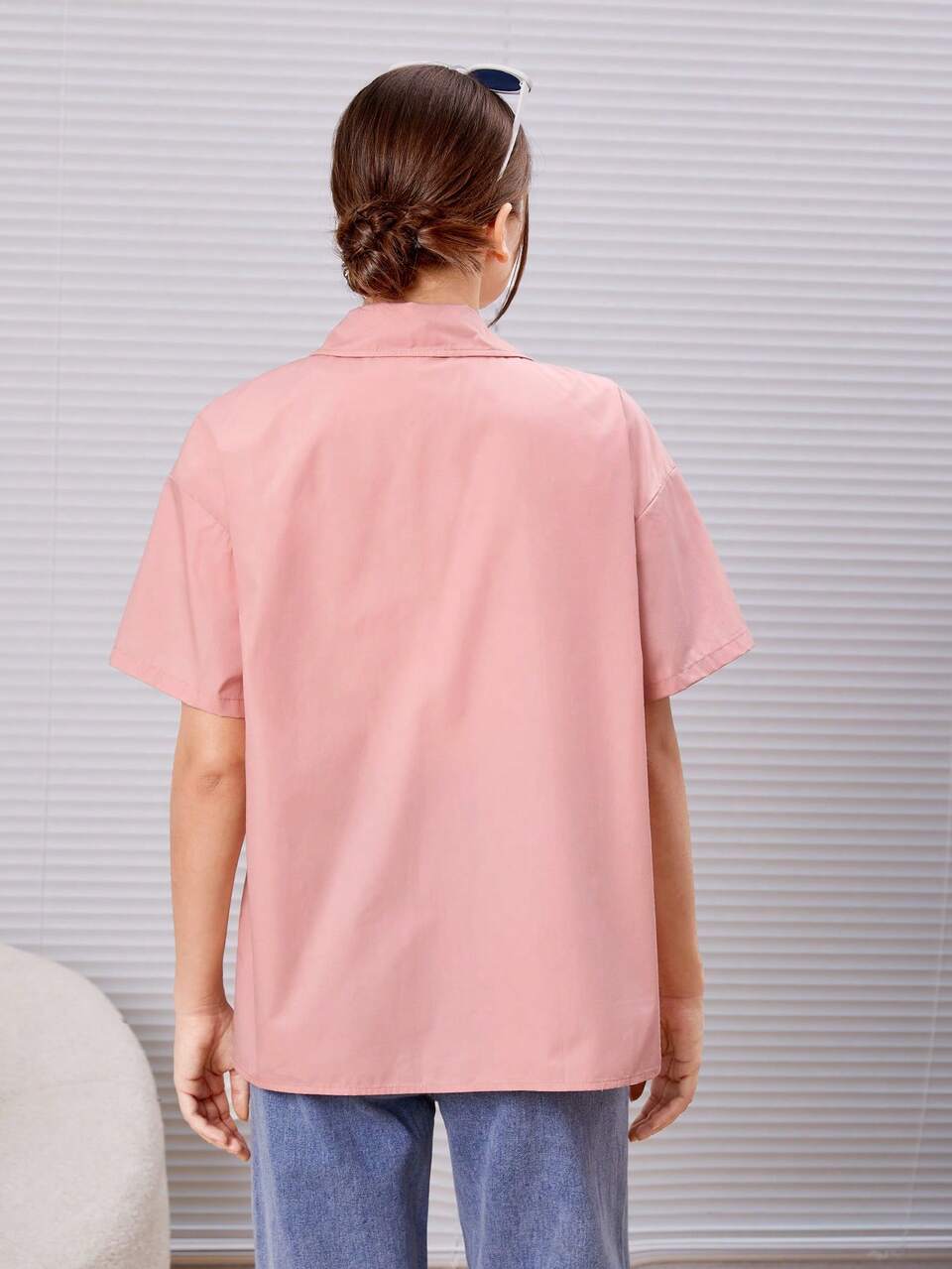 Teen Girl Cartoon Graphic Drop Shoulder Shirt