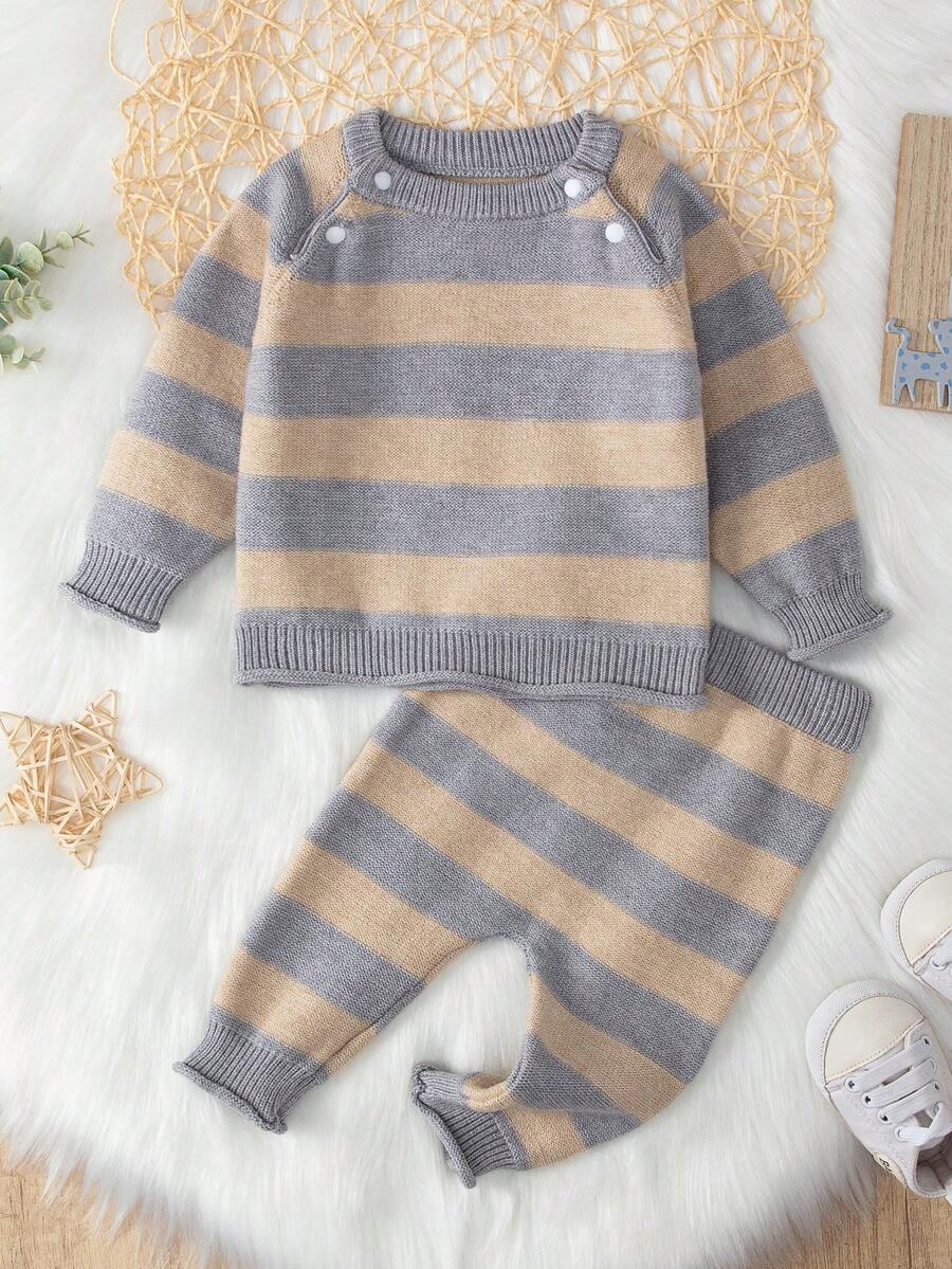 SHEIN 女嬰條紋圖案插肩袖紐扣細節套頭毛衣和針織褲 - 彩色 - 查看 1