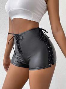 VaVaBold 正面繫帶 PU 皮革短褲 - 黑色 - 查看 3