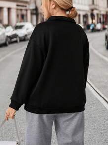 SHEIN LUNE Plus Cartoon Graphic Drop Shoulder Sweatshirt Pullover Fall Outfit