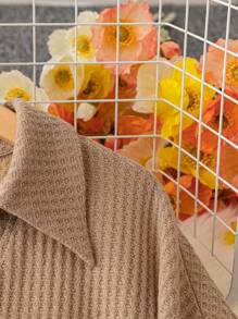 SHEIN LUNE 大碼半鈕扣口袋貼花華夫格針織洋裝 - 卡其色 - 查看 3