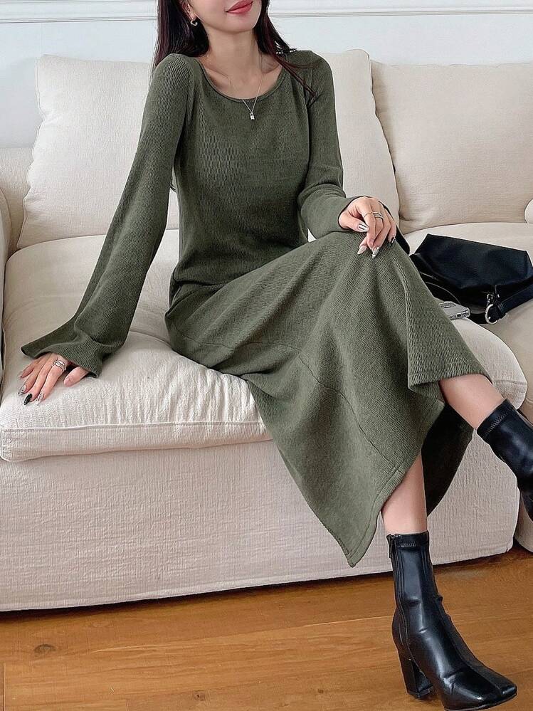 DAZY 単色 ビショップスリーブ Tシャツ ワンピース | SHEIN JAPAN