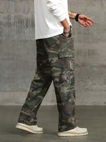Manfinity Men Camo Print Flap Pocket Side Loose Cargo Jeans - Army Green - View 6