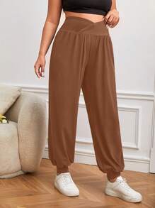 SHEIN LUNE Plus Solid Asymmetrical Waistband Waist Pants - Coffee Brown - View 4