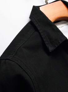 Manfinity LEGND Men Butterfly & Slogan Graphic Denim Shirt - Black - View 7