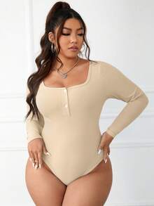 SHEIN Essnce 大碼半排扣條紋針織連身背心 - 杏色 - 查看 4