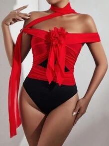 Zolique Stereo Flower Halter Neck Draped Front Bodysuit - Red - View 5